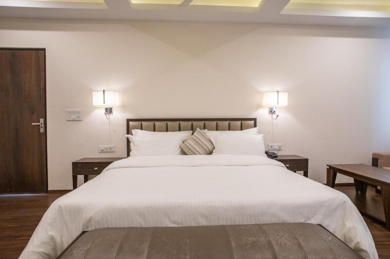 Hotel Alaya 德拉敦 外观 照片