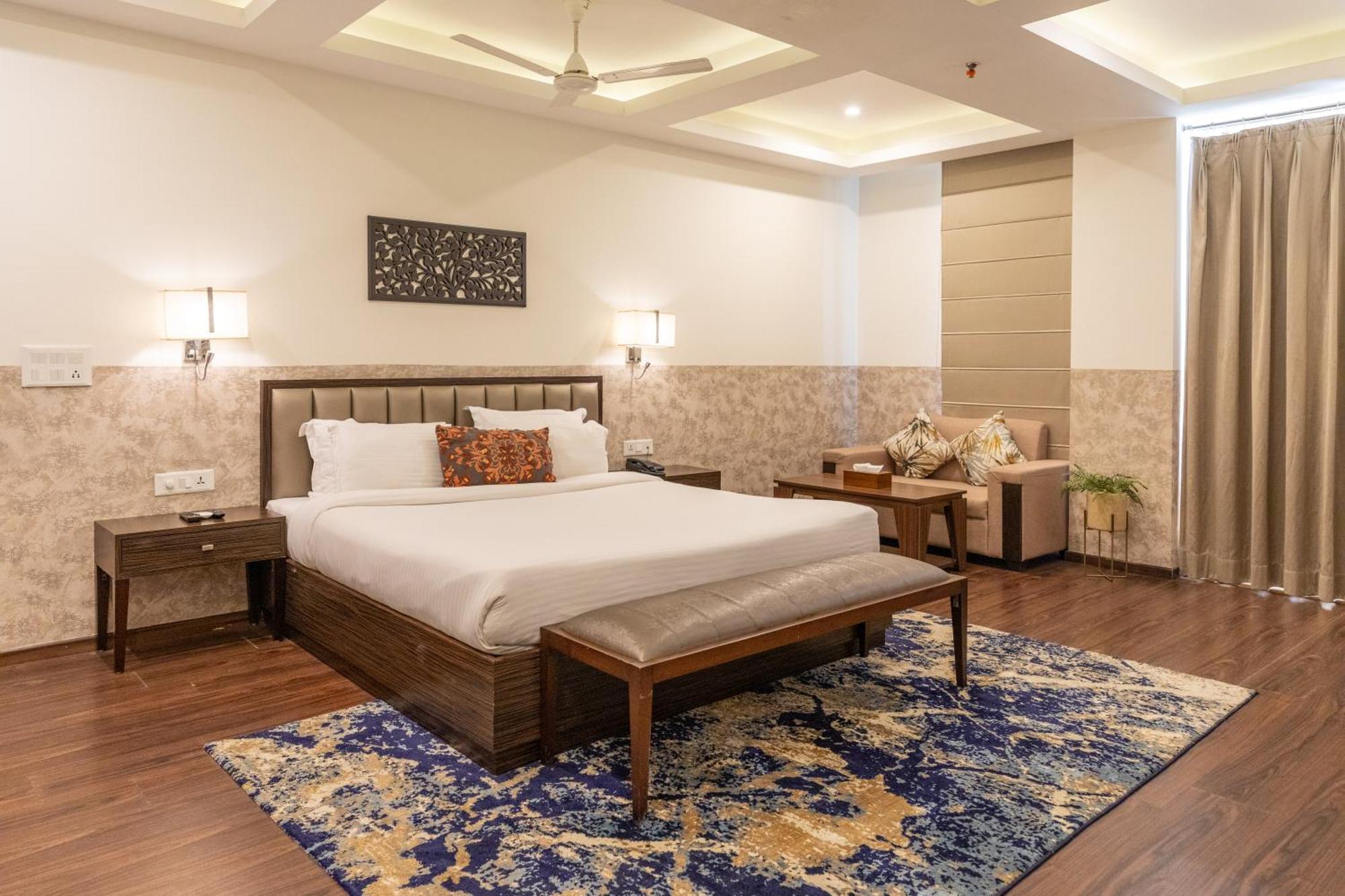 Hotel Alaya 德拉敦 外观 照片